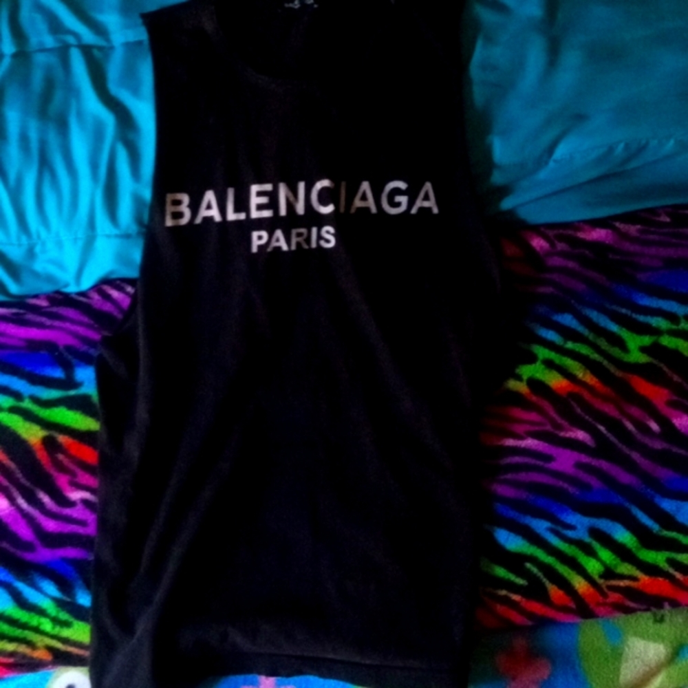 Balenciaga cut off